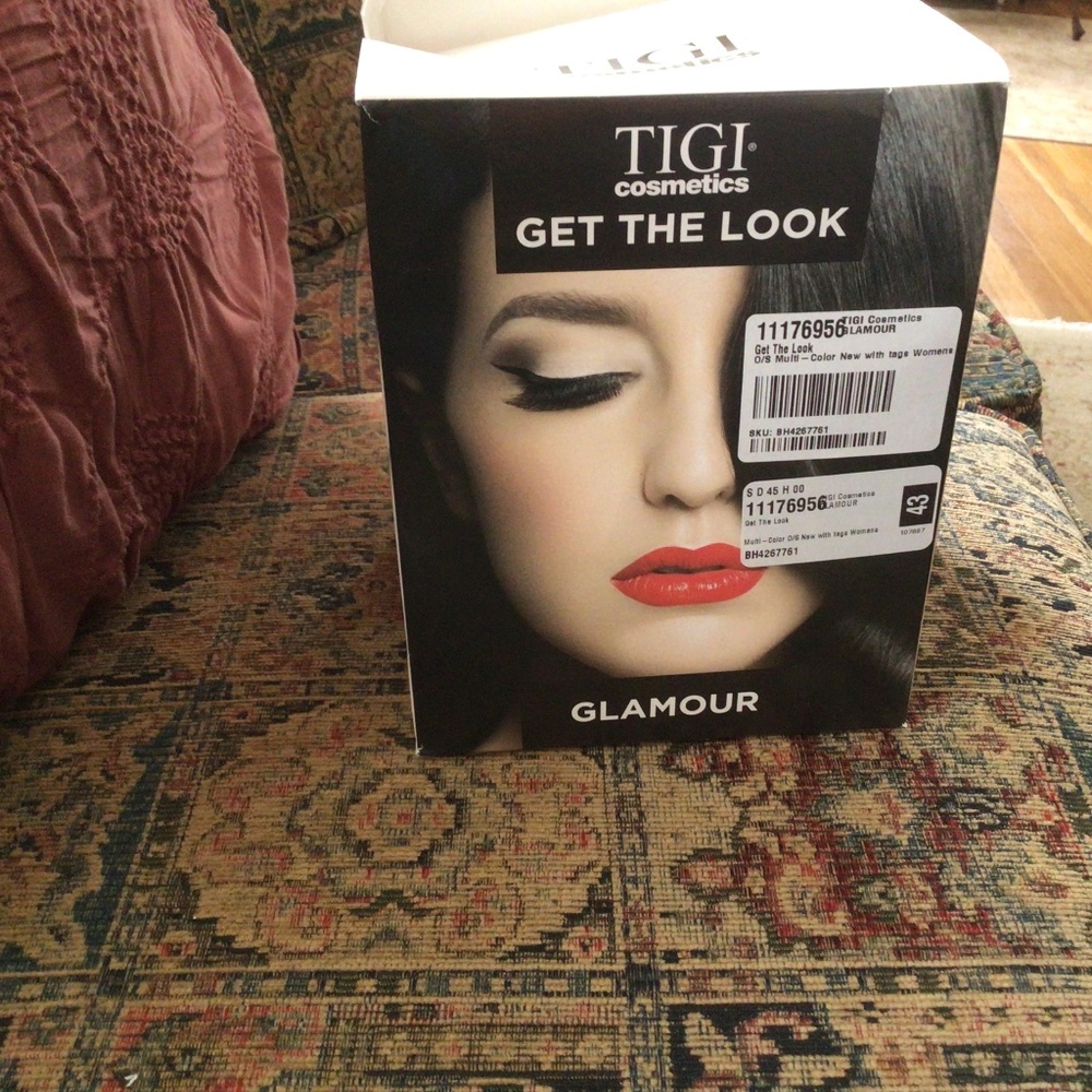 TIGI Cosmetivs Get The Look in Glamour  6 PC Makeup Kit